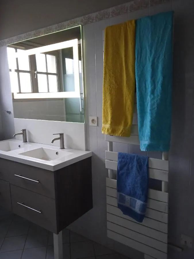 SAINT MALO Maison plain pied pres gare bassins duguay trouin village RHUM 2022 FIBRE France